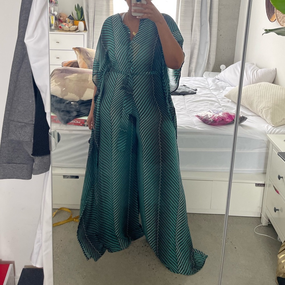 Coverup/Jumpsuit one sz fits most - Picture 4 of 10